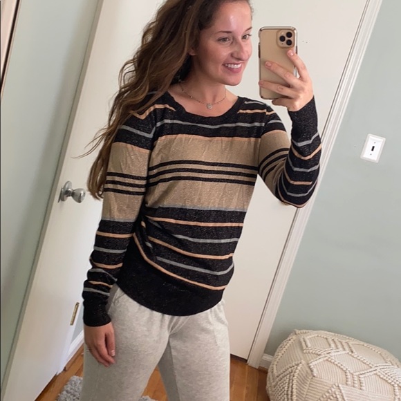 Worthington Sweaters - Worthington Large Sparkly crewneck sweater holiday